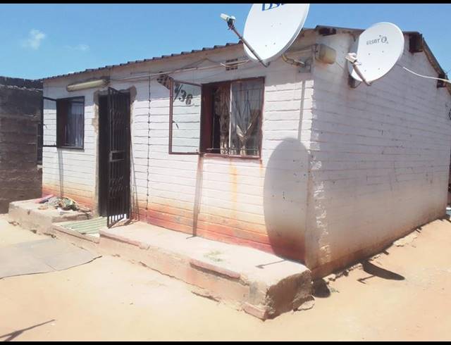 5 BEDROOM HOUSE FOR SALE IN DEVLAND